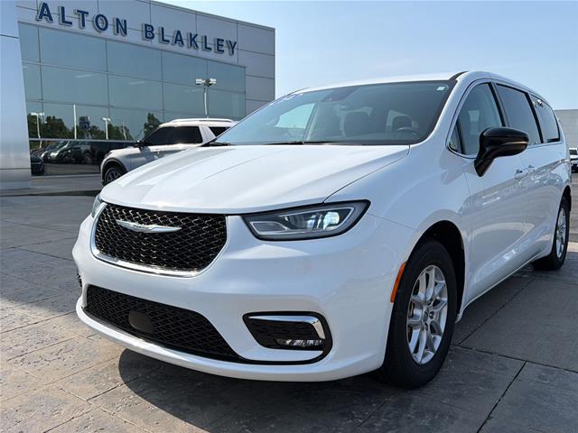 2024 Chrysler Pacifica Touring L for sale in Somerset, KY