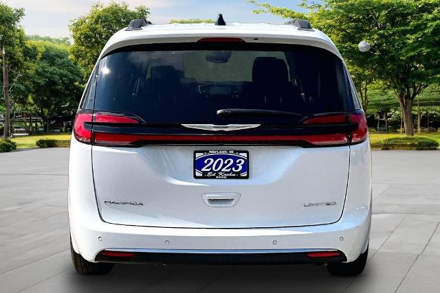 2023 Chrysler Pacifica Limited