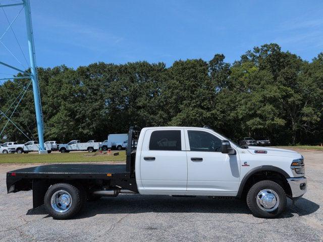 2026 RAM 3500 Chassis Tradesman/Big Horn