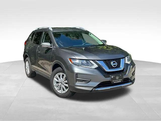 2017 Nissan Rogue SV for sale in Des Moines, IA