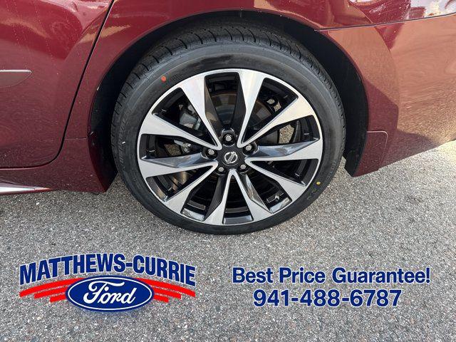 2017 Nissan Maxima 3.5 SR