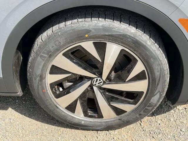 2023 Volkswagen ID.4 Pro