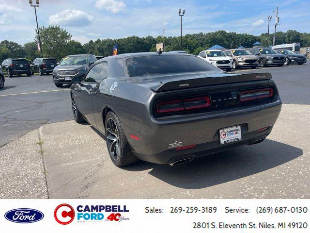 2017 Dodge Challenger 392 Hemi Scat Pack Shaker