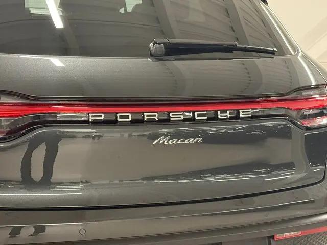 2026 Porsche Macan Macan