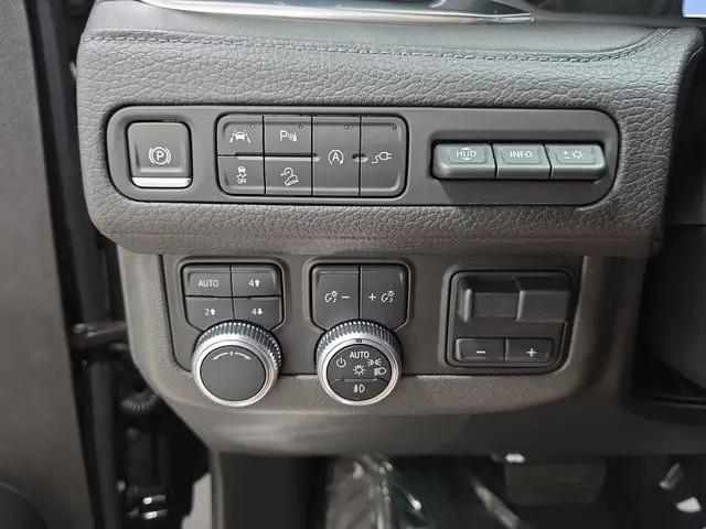 2021 GMC Yukon 4WD Denali