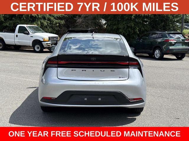 2025 Toyota Prius LE