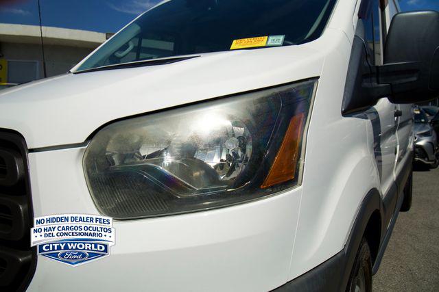 2015 Ford Transit 148 WB Medium Roof Cargo