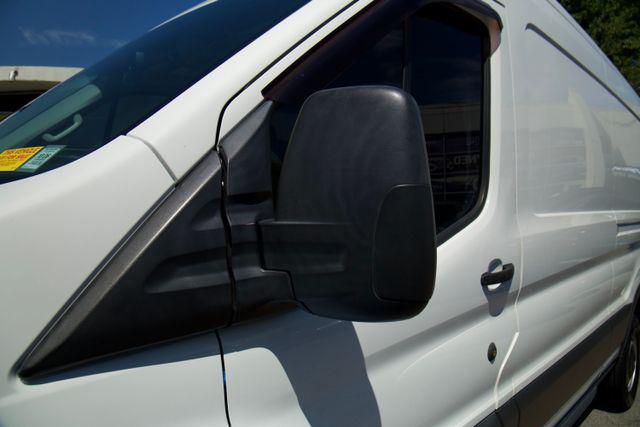 2015 Ford Transit 148 WB Medium Roof Cargo