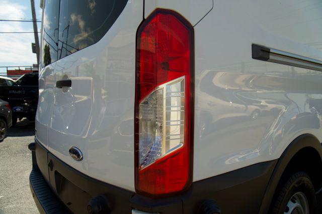 2015 Ford Transit 148 WB Medium Roof Cargo