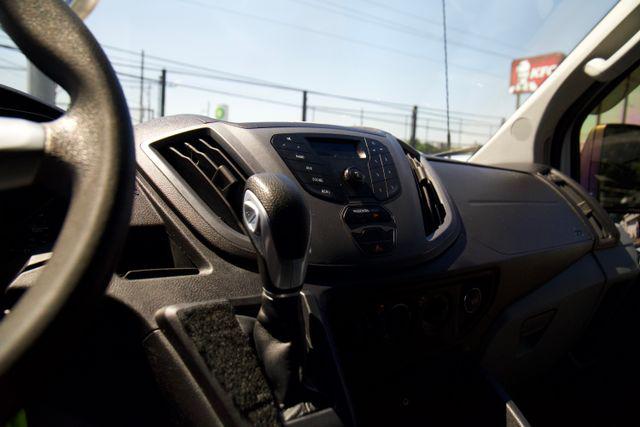 2015 Ford Transit 148 WB Medium Roof Cargo