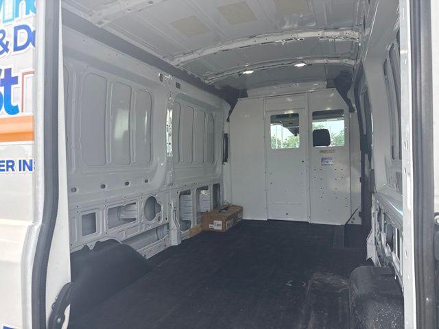 2025 Ford Transit Cargo Van 148 WB Medium Roof Cargo