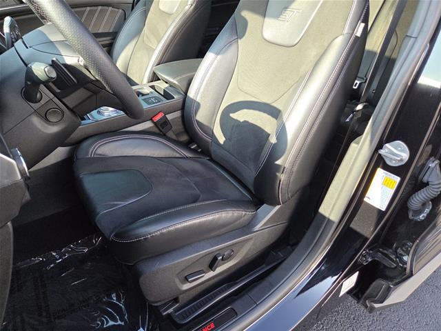 2024 Ford Edge ST