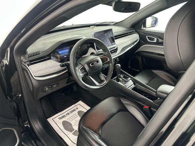 2023 Jeep Compass Latitude 4x4 2023 Jeep Compass Latitude 4x4
