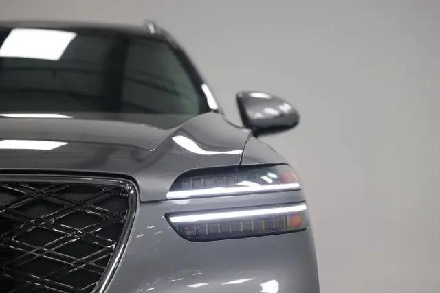 2027 Genesis GV70 2.5T