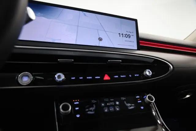 2027 Genesis GV70 2.5T