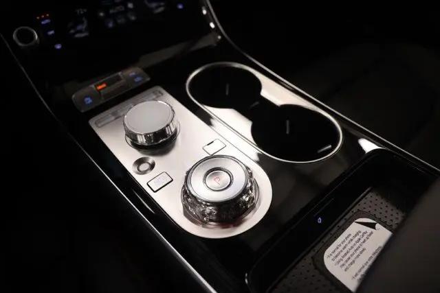 2027 Genesis GV70 2.5T