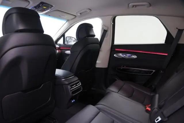 2027 Genesis GV70 2.5T