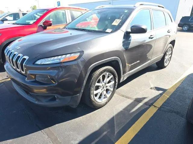 2017 Jeep Cherokee Latitude FWD for sale in Auburn, IN
