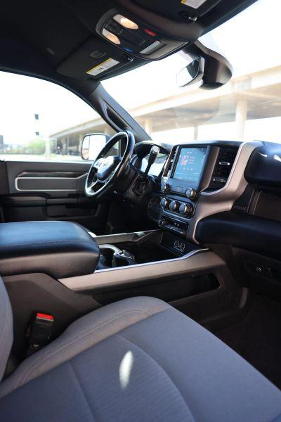 2022 Ram 2500 Big Horn Crew Cab 4x4 6'4" Box