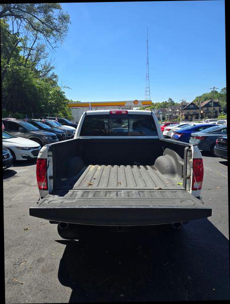 2016 Ram 1500 SLT