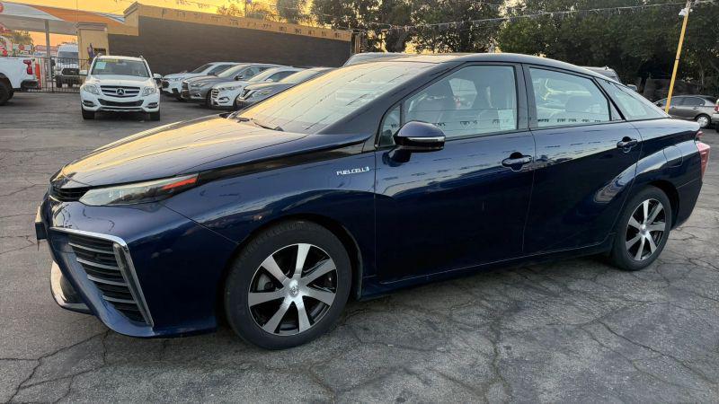 2018 Toyota Mirai Base for sale in Pomona, CA
