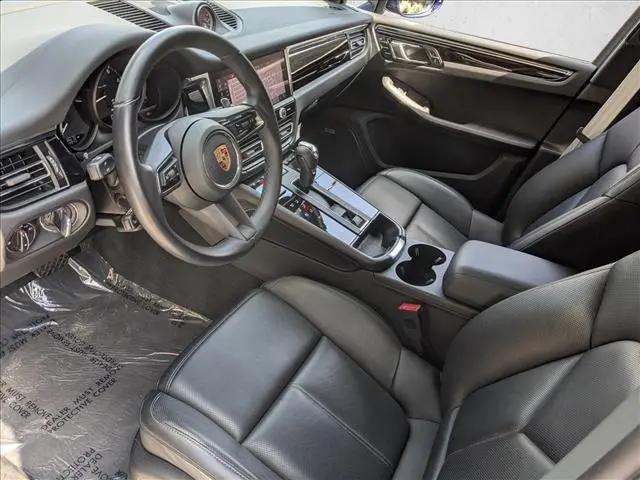 2023 Porsche Macan Macan