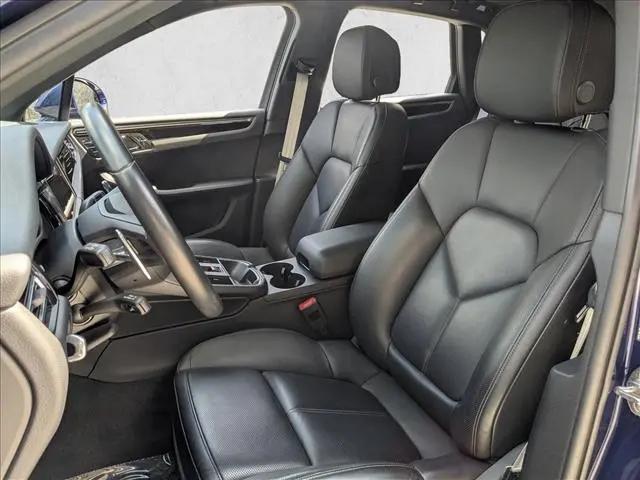 2023 Porsche Macan Macan