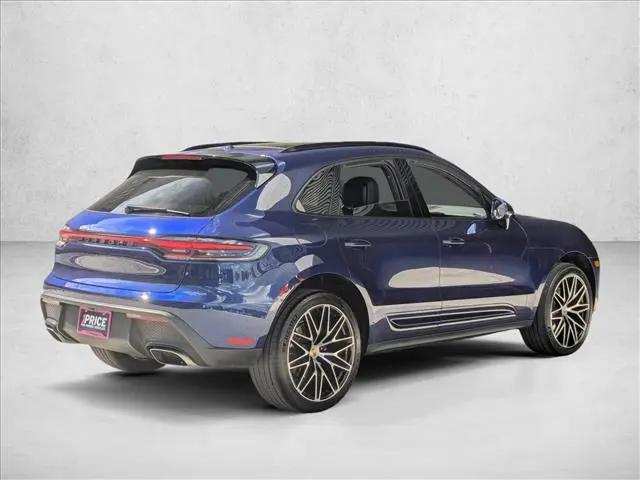 2023 Porsche Macan Macan
