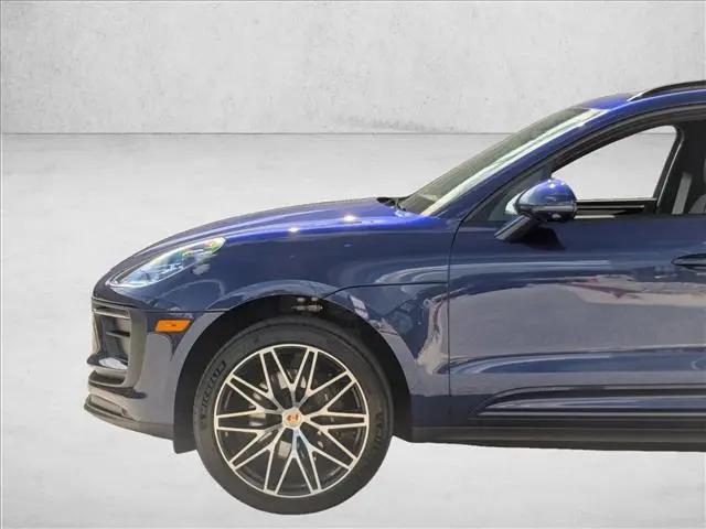 2023 Porsche Macan Macan