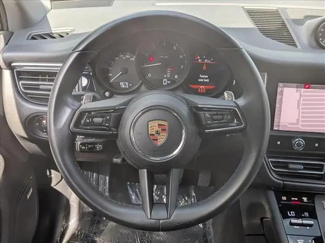 2023 Porsche Macan Macan