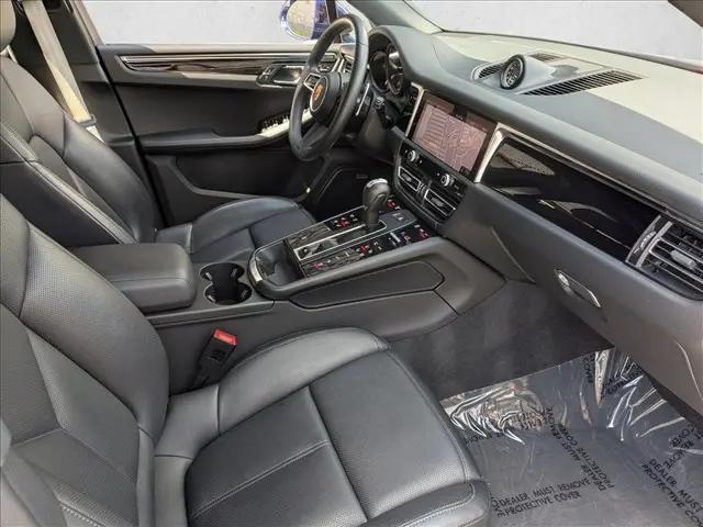 2023 Porsche Macan Macan