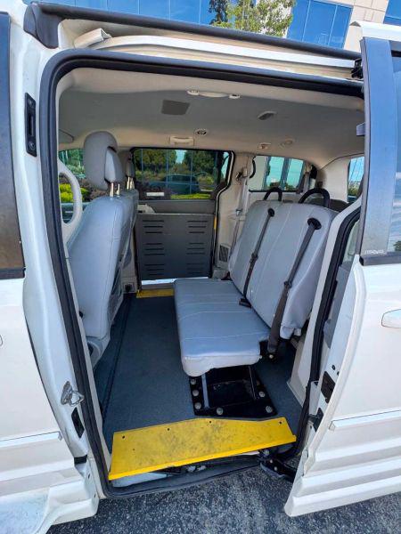 2010 Dodge Grand Caravan SE