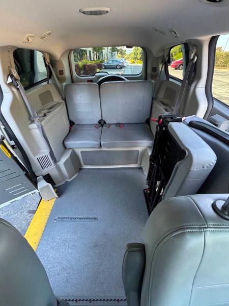 2010 Dodge Grand Caravan SE