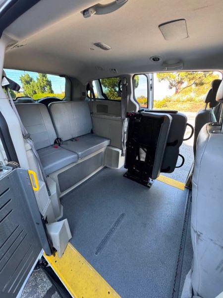 2010 Dodge Grand Caravan SE