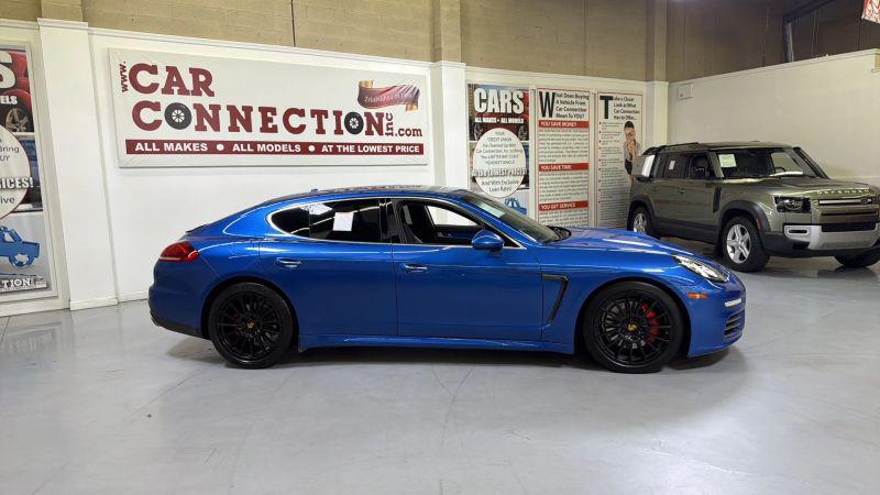 2016 Porsche Panamera 4S
