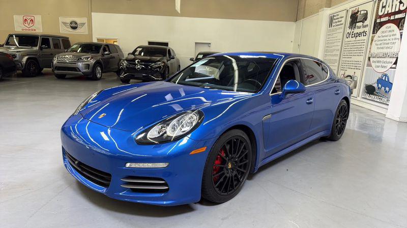 2016 Porsche Panamera 4S