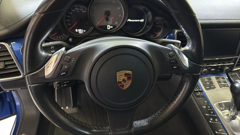 2016 Porsche Panamera 4S