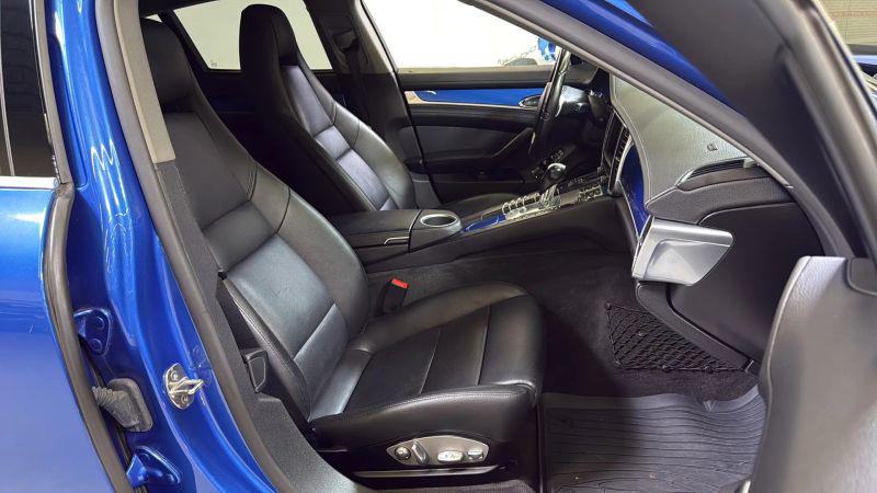 2016 Porsche Panamera 4S