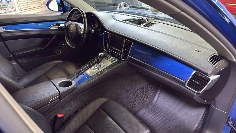 2016 Porsche Panamera 4S