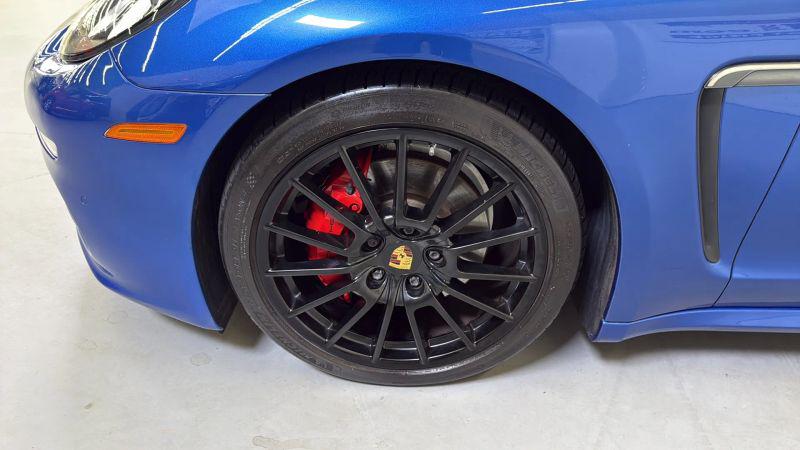 2016 Porsche Panamera 4S
