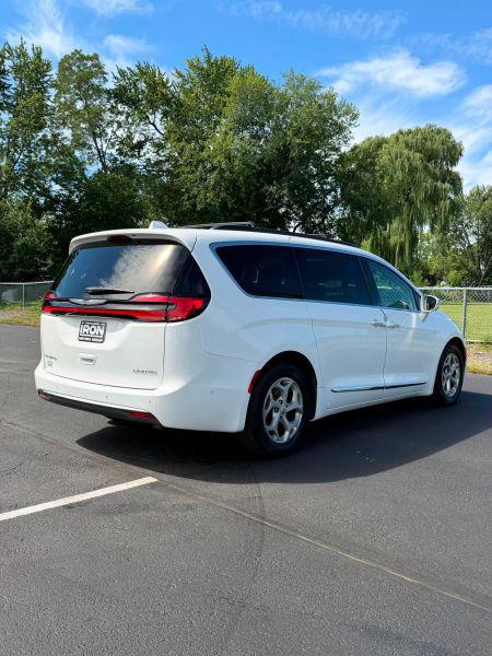 2022 Chrysler Pacifica Limited