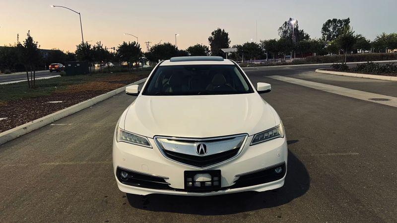 2017 Acura TLX w/Advance Package