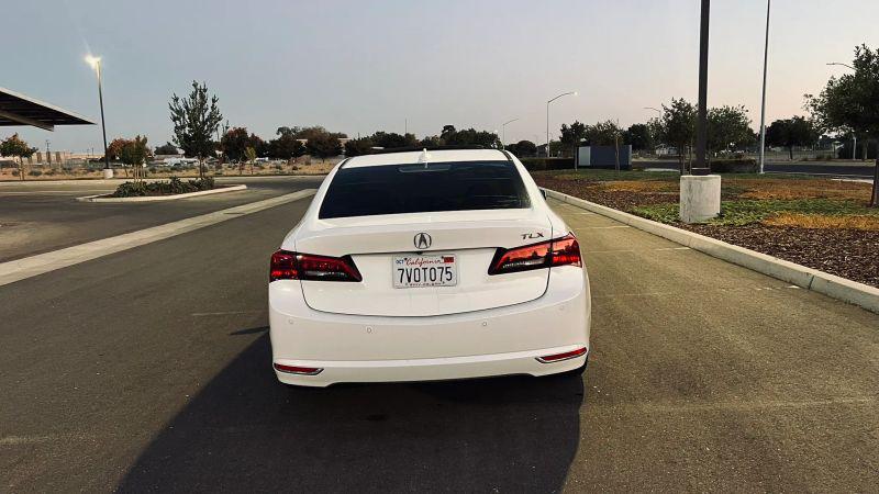 2017 Acura TLX w/Advance Package