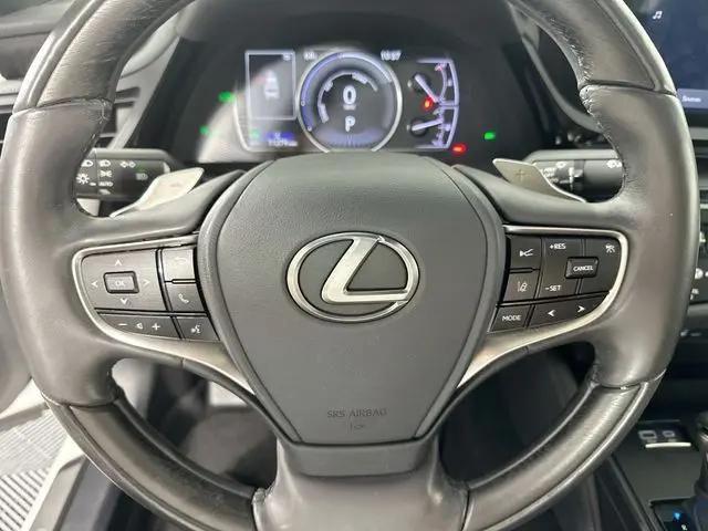 2025 Lexus ES 300h Luxury