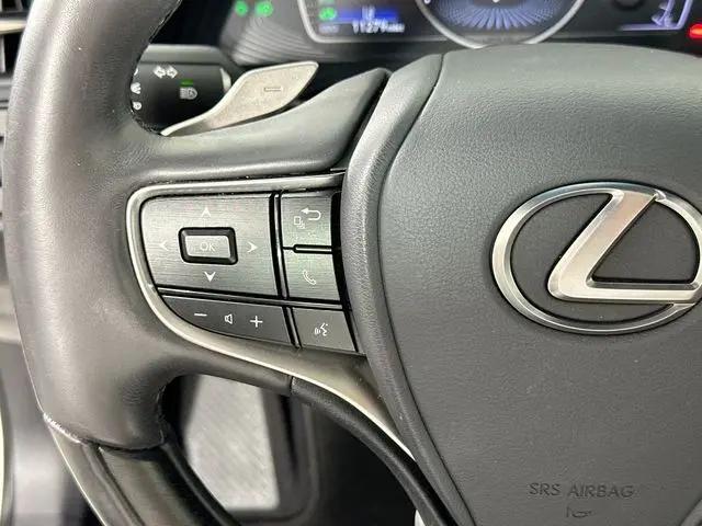 2025 Lexus ES 300h Luxury