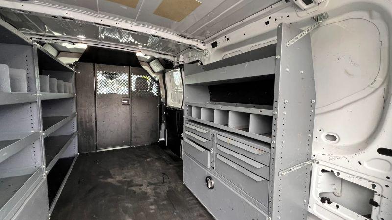 2019 Ford Transit w/60/40 Side Door w/RWB
