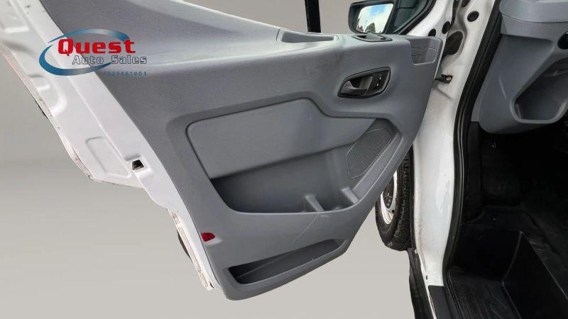2019 Ford Transit w/60/40 Side Door w/RWB