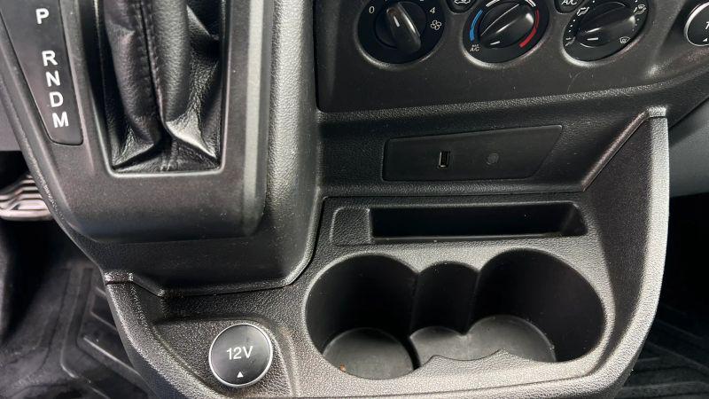 2019 Ford Transit w/60/40 Side Door w/RWB