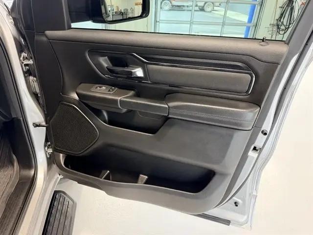 2024 Ram 1500 Big Horn Crew Cab 4x4 57 Box
