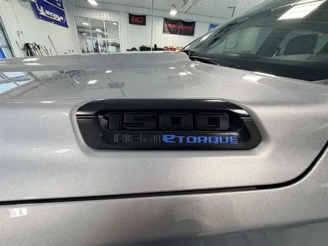 2024 Ram 1500 Big Horn Crew Cab 4x4 57 Box
